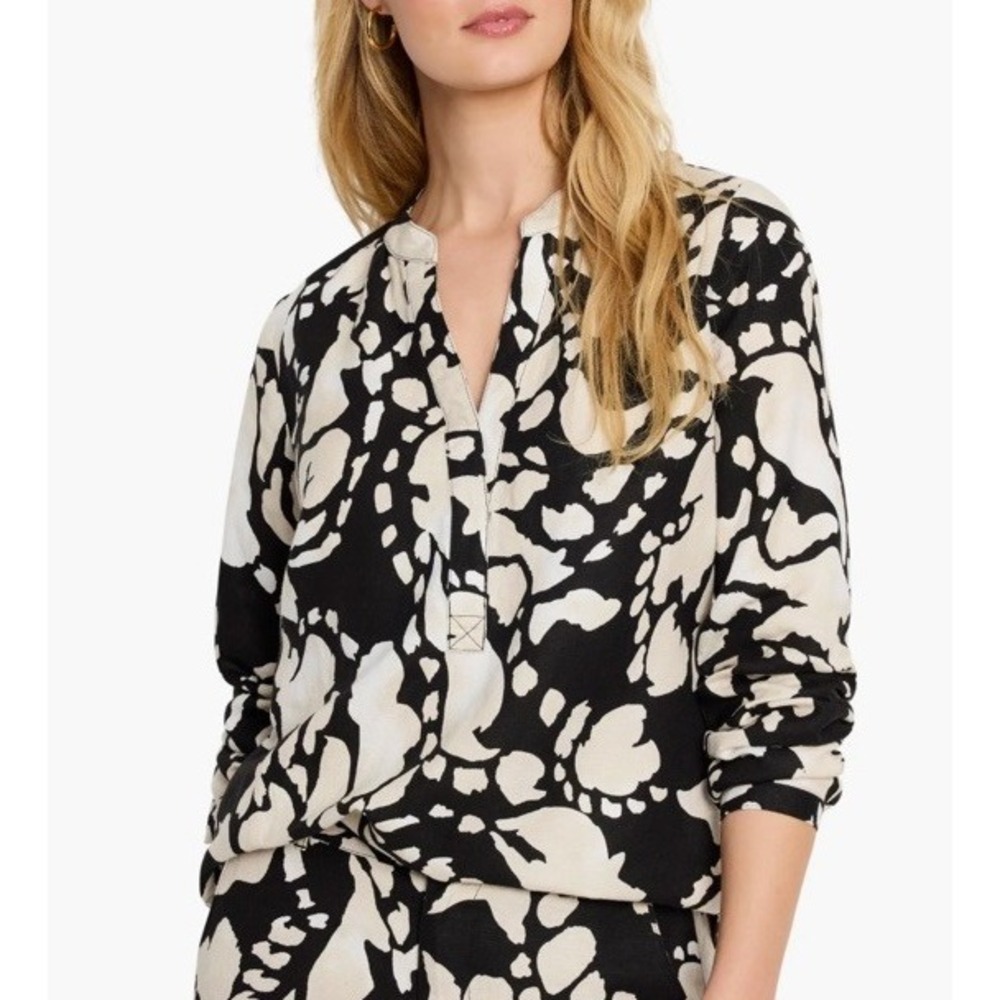 NIC+ZOE Evening Petal Woven Top Black White Floral Linen Blend V-Neck Small NWT